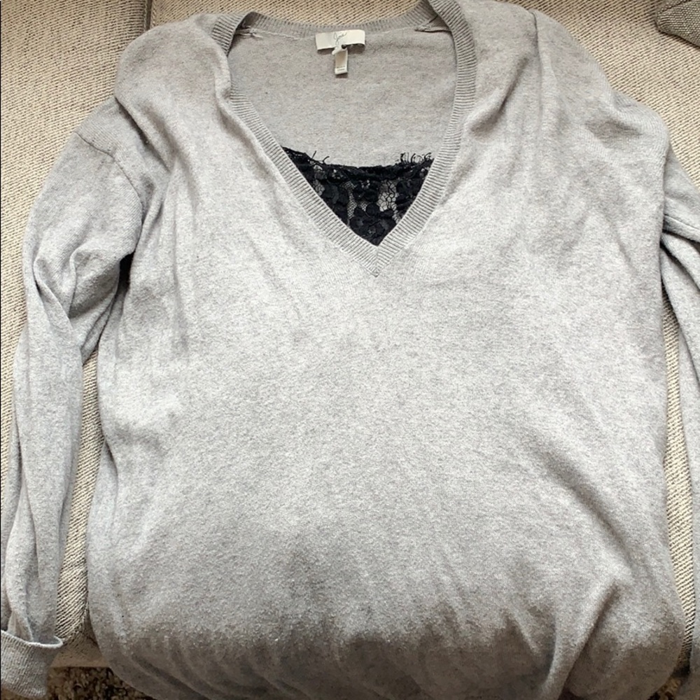 V neck Sweater with lace insert